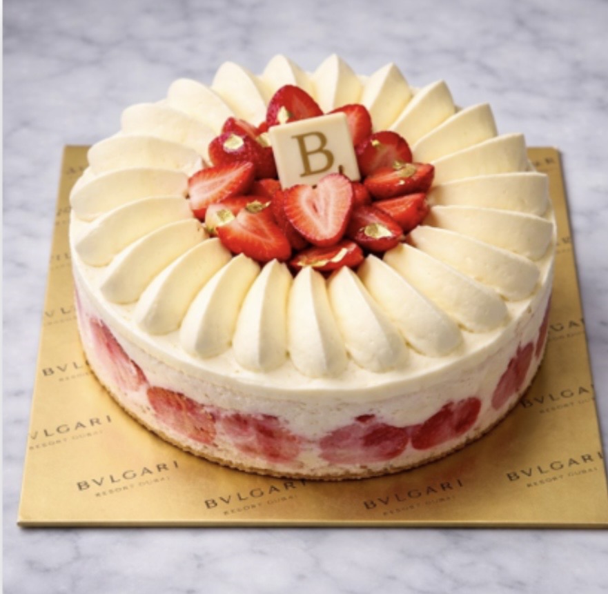 Vanilla and Strawberry Cake